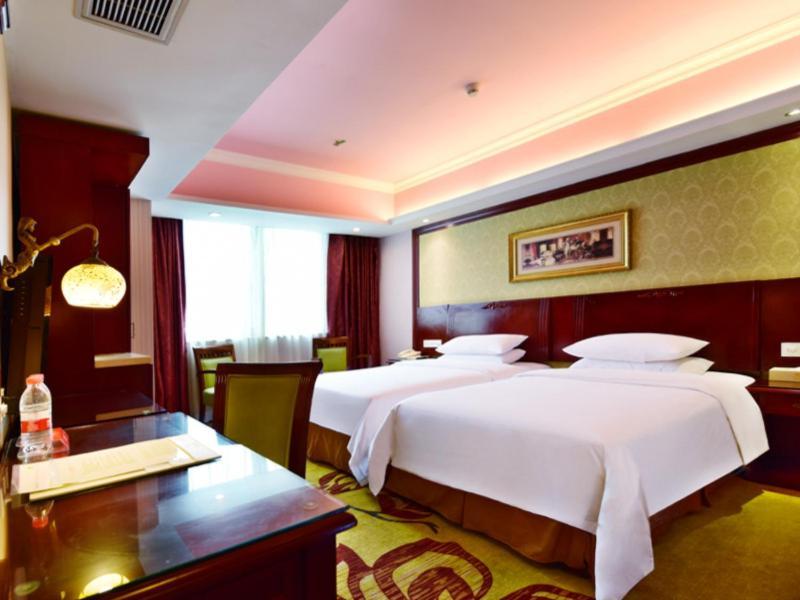 Vienna Hotel Shenzhen Railway Station Exterior photo