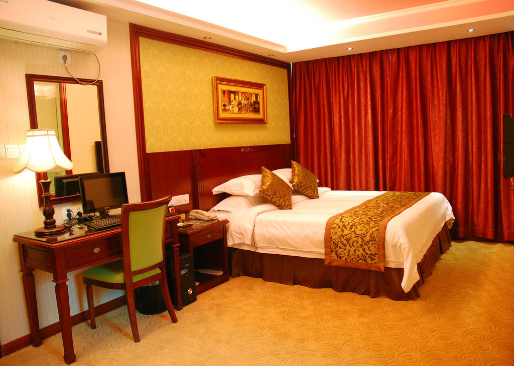 Vienna Hotel Shenzhen Railway Station Room photo